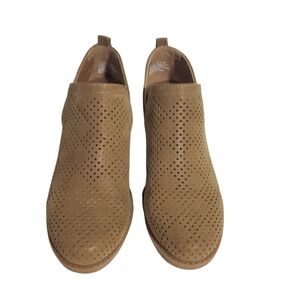 Baretraps Rizzo Cognac Perforated Boots Sz 5.5M